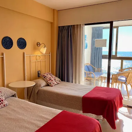 Gemelos 1 - Aloturin Apartment *