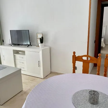Gemelos 1 - Aloturin Apartment
